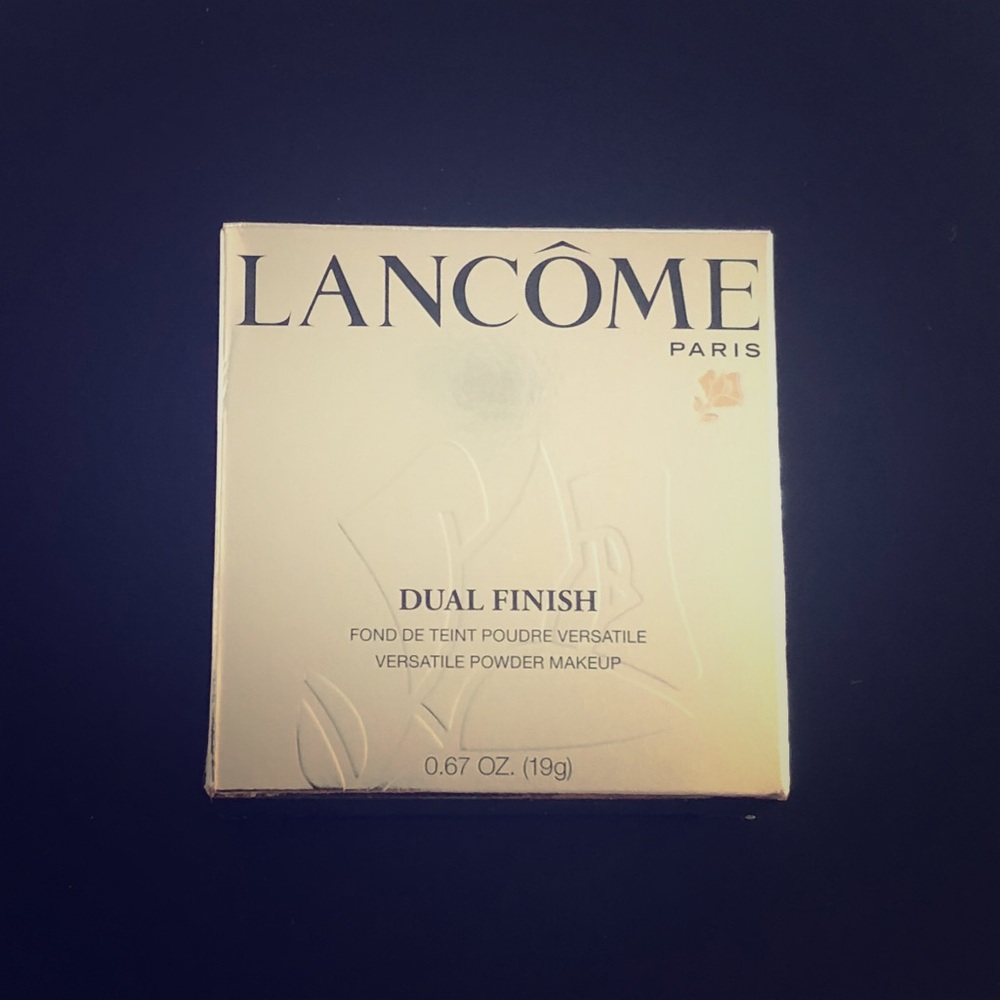 Lancôme Dual Finish Powder